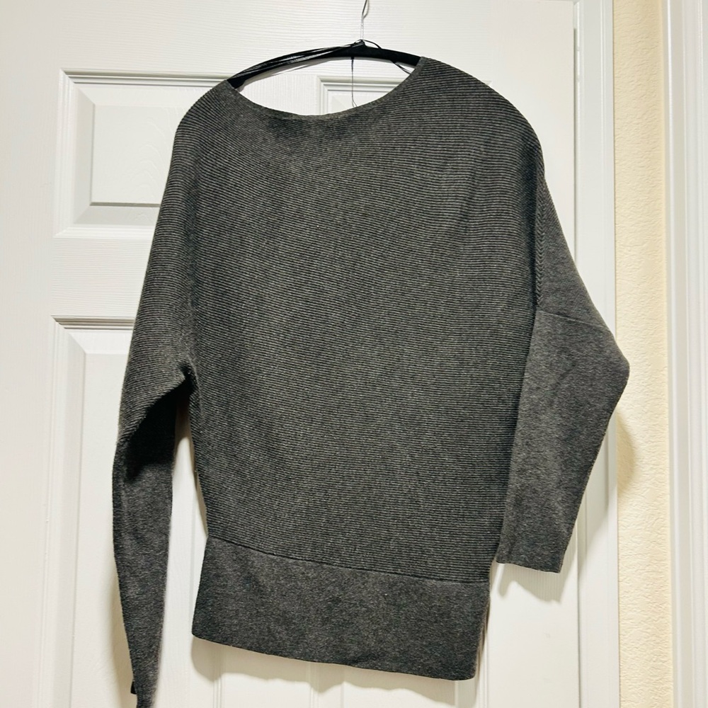 Banana Republic Gray Crew Neck Sweater Relaxed Fit